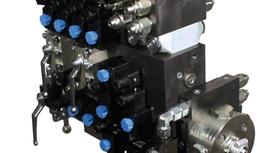 Bloc pour levage et direction automotrice